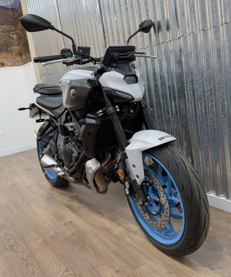 Stilvolle Yamaha A2 Modelle Bildnull